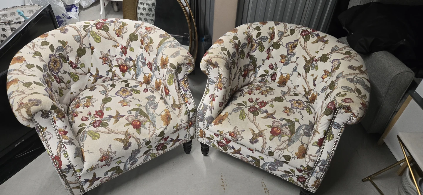 Accent Chairs - Set of 2 - Floral Pattern