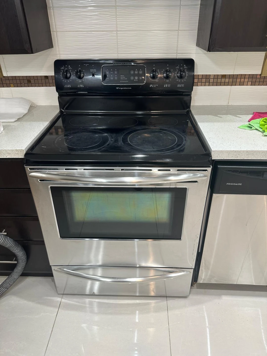 Frigidaire Electric Range