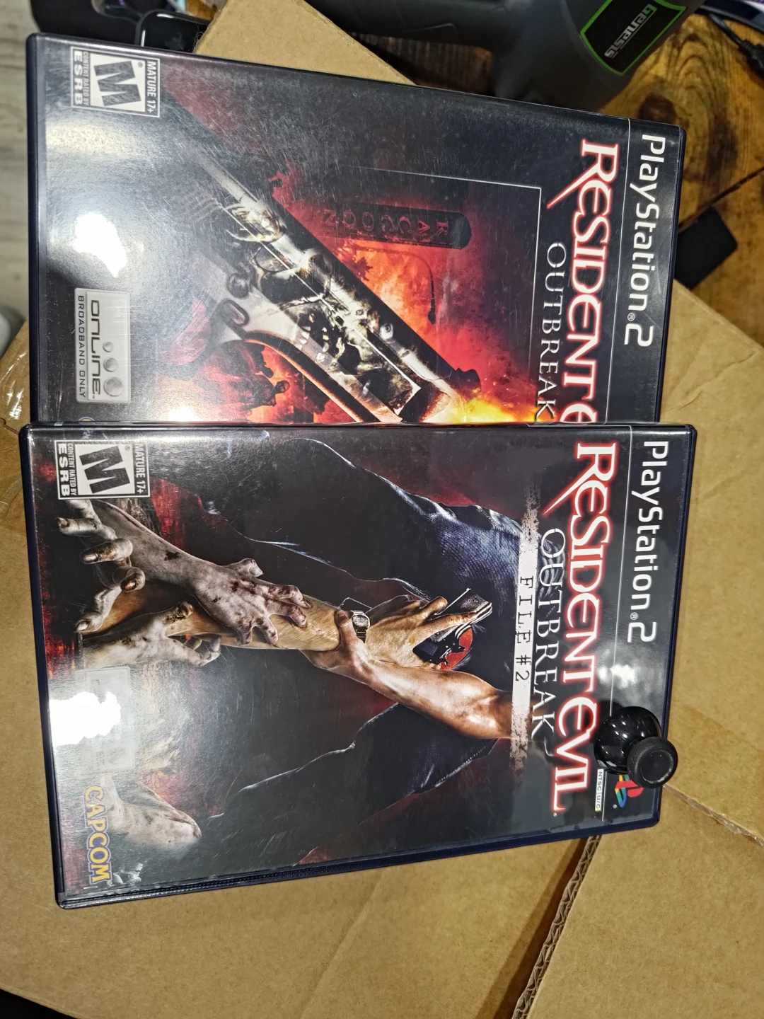 Resident Evil Outbreak & File #2 - PlayStation 2 Games
