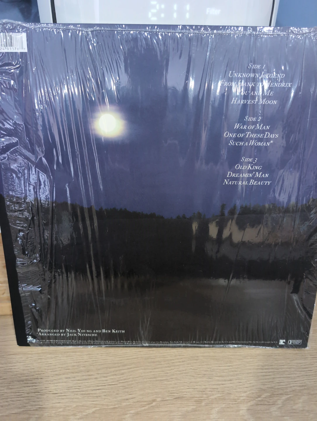 Neil Young Unknown Legend Vinyl Record - photo 2