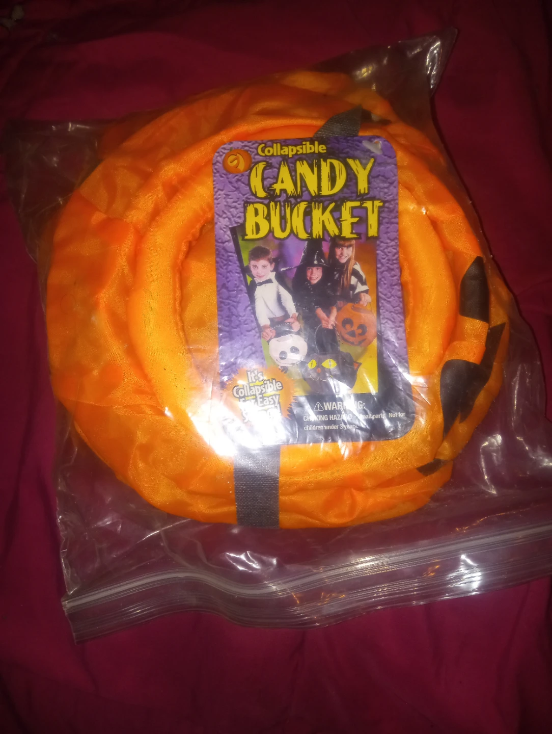 Collapsible Candy Bucket