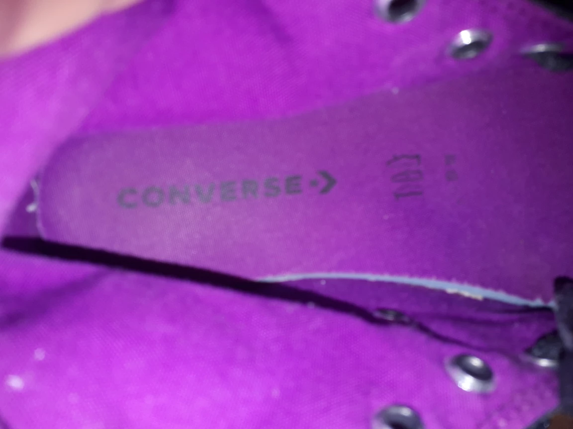 Girl's Converse All Star High Top Sneakers - Junior Size 2.5 - photo 4
