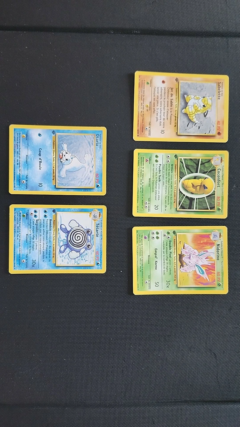Pokemon Trading Cards Lot