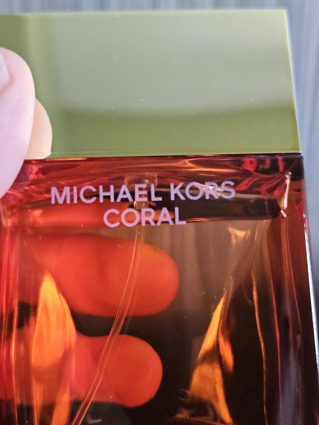 Michael Kors Coral Eau de Parfum Spray 1.7 fl oz - photo 2