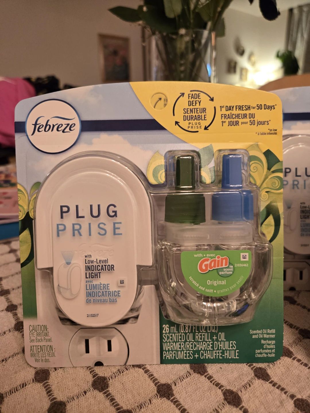 Febreze Plug Air Freshener with Gain Original Scented Oil Refill