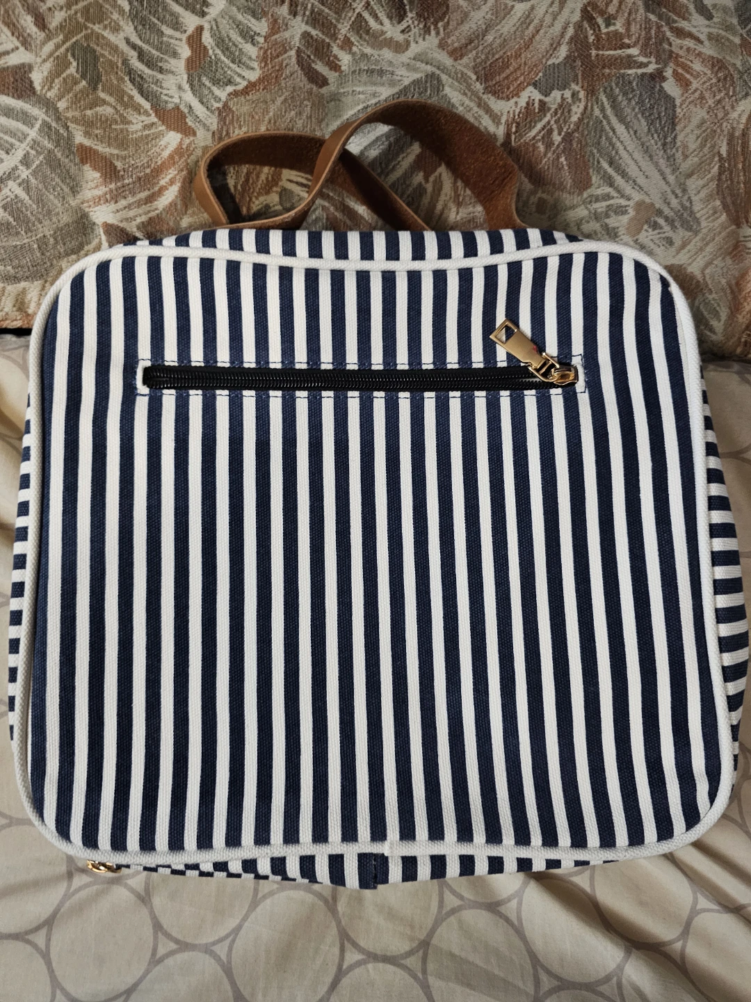 Striped Hanging Toiletry Bag with Multiple Compartments - photo 2