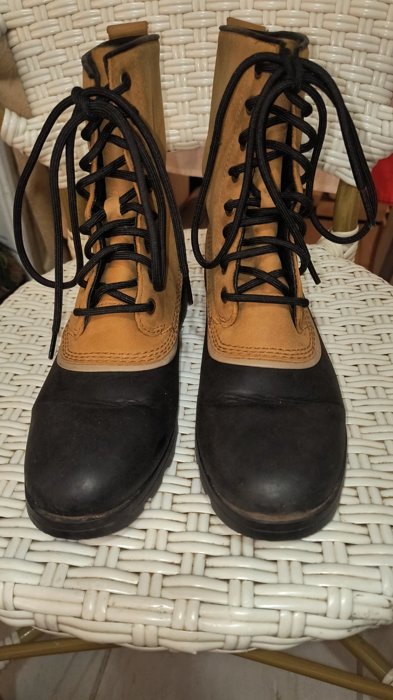 Sorel Women's NL2648-286 Boots Size 8.5