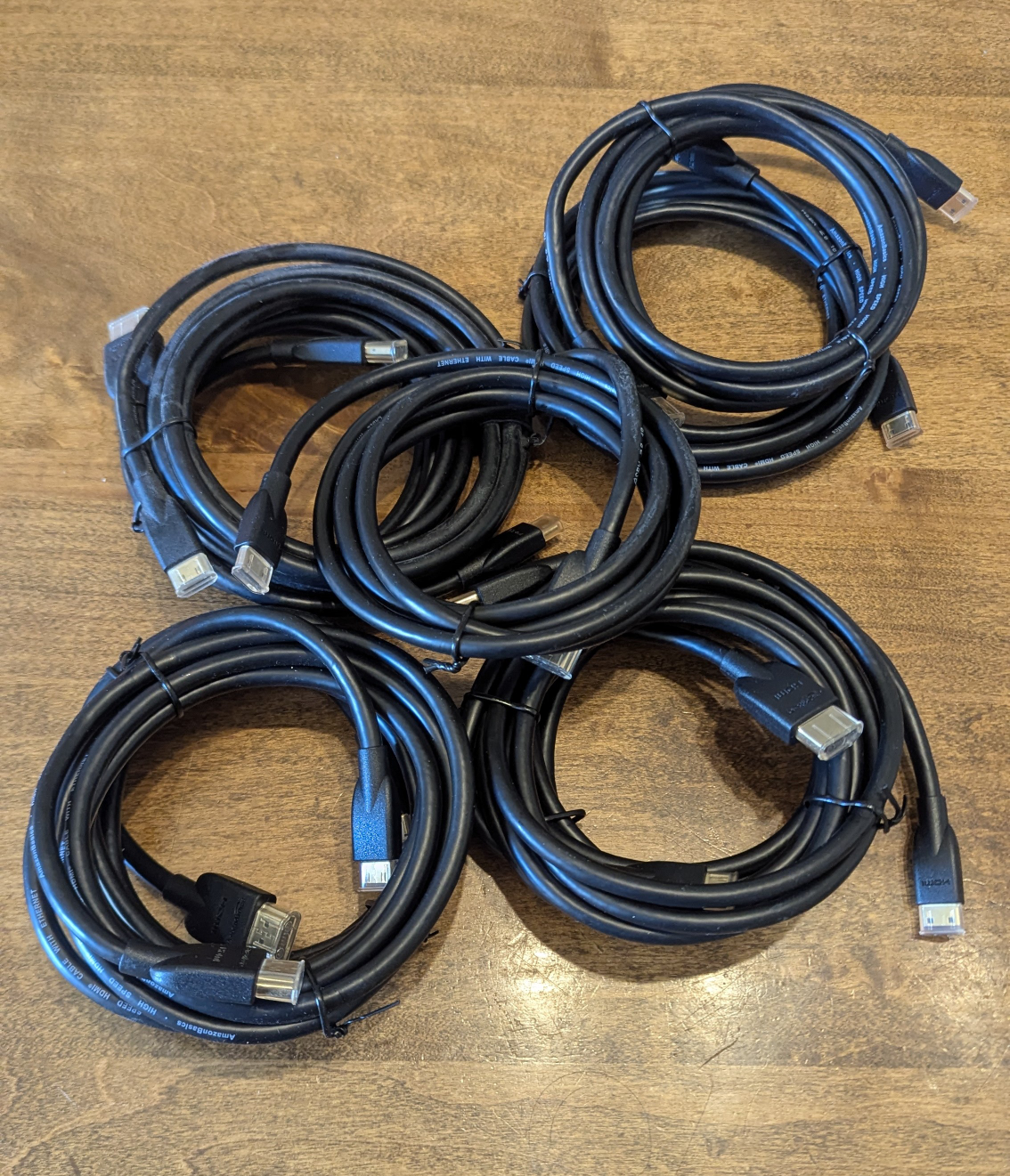 Amazon Basics High Speed Mini HDMI (Source) to HDMI (Display) - photo 2