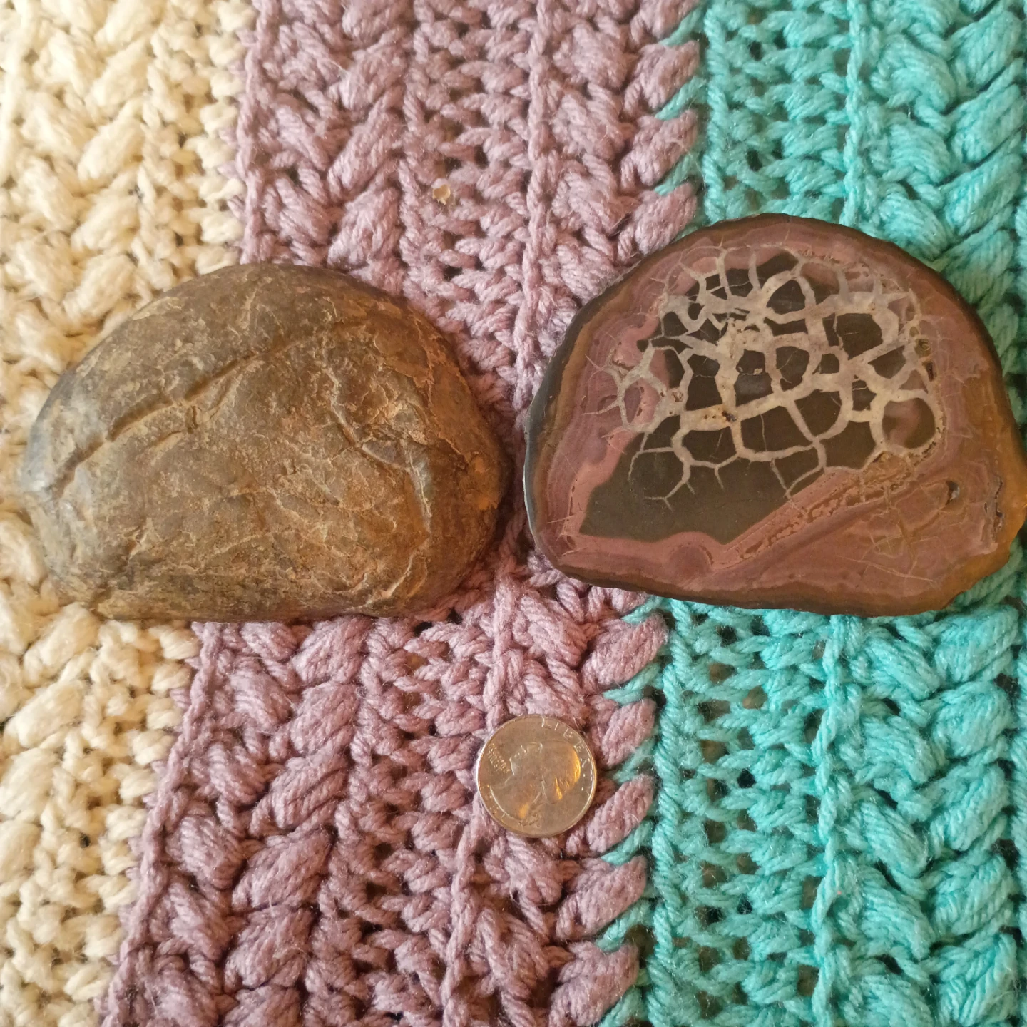 Pair of Agate Slices/meditation stones - photo 2