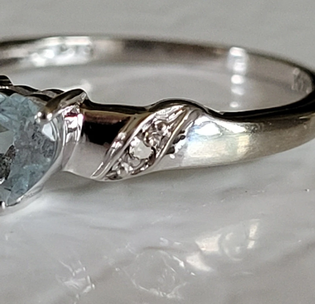 ♥️10kt White Gold Aquamarine Heart Ring Sz 6.75 - photo 4