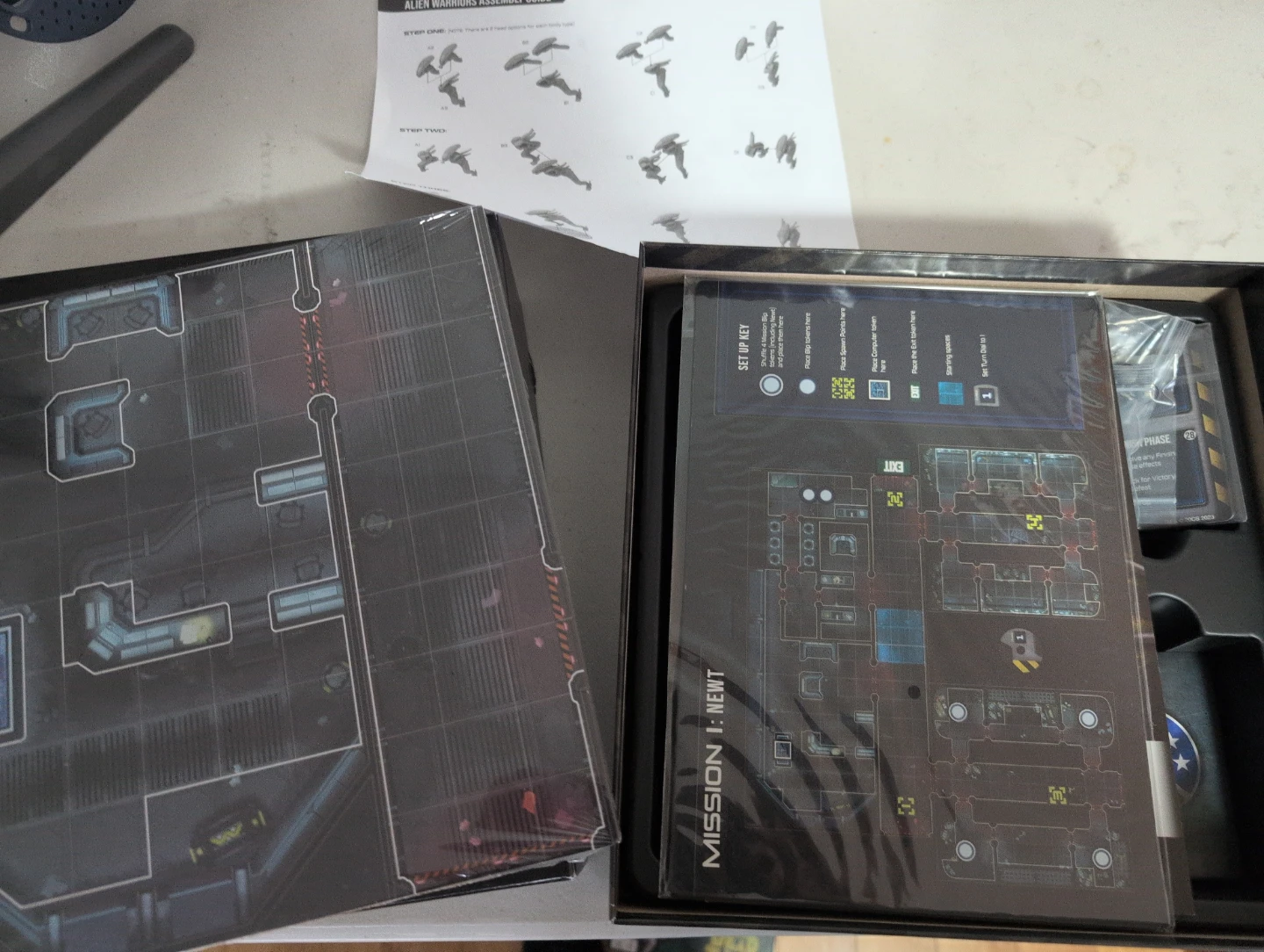 Aliens: Another Glorious Day in the Corps Board Game - photo 3