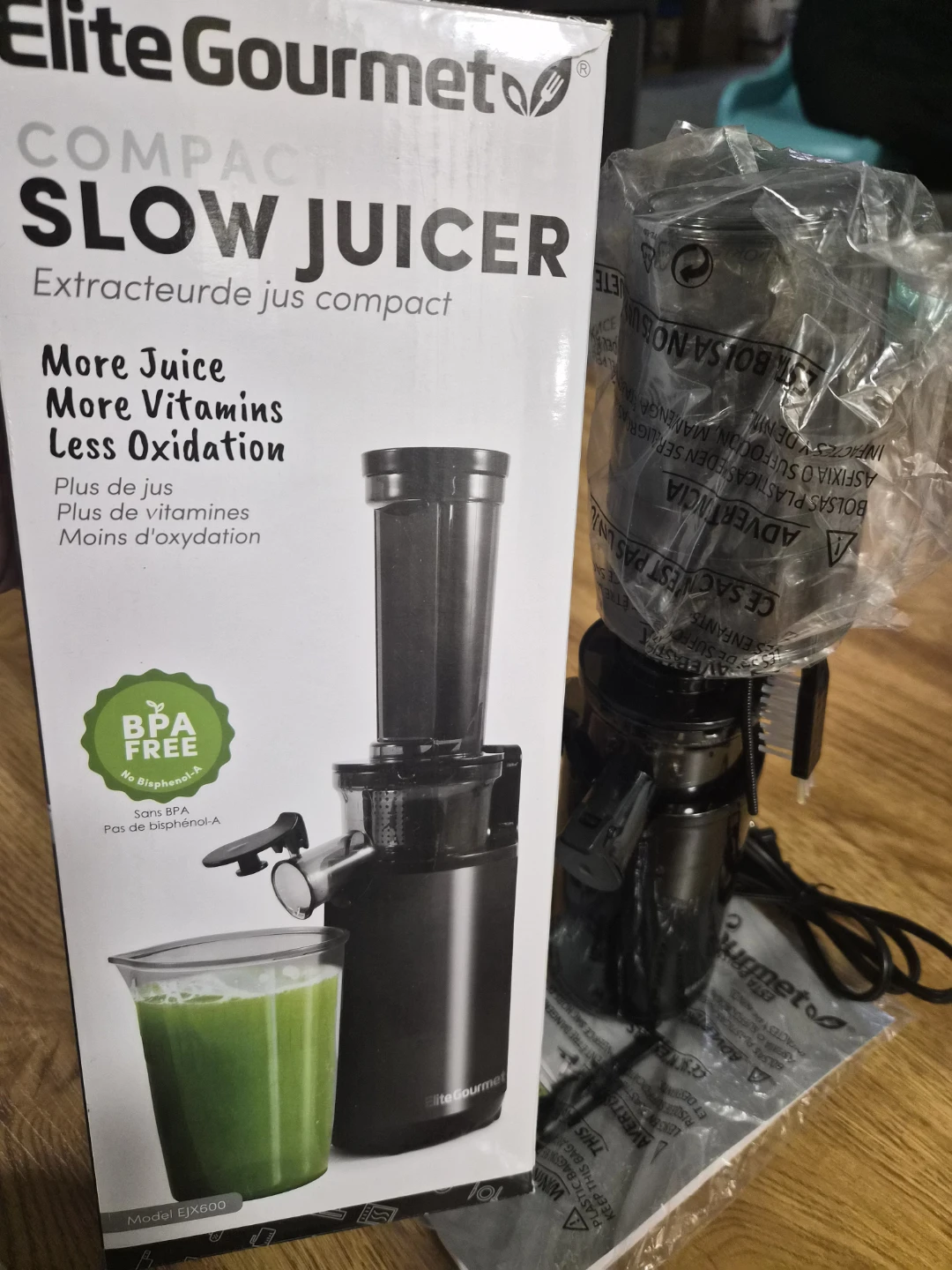 Elite Gourmet Compact Slow Juicer EJX600 - photo 4