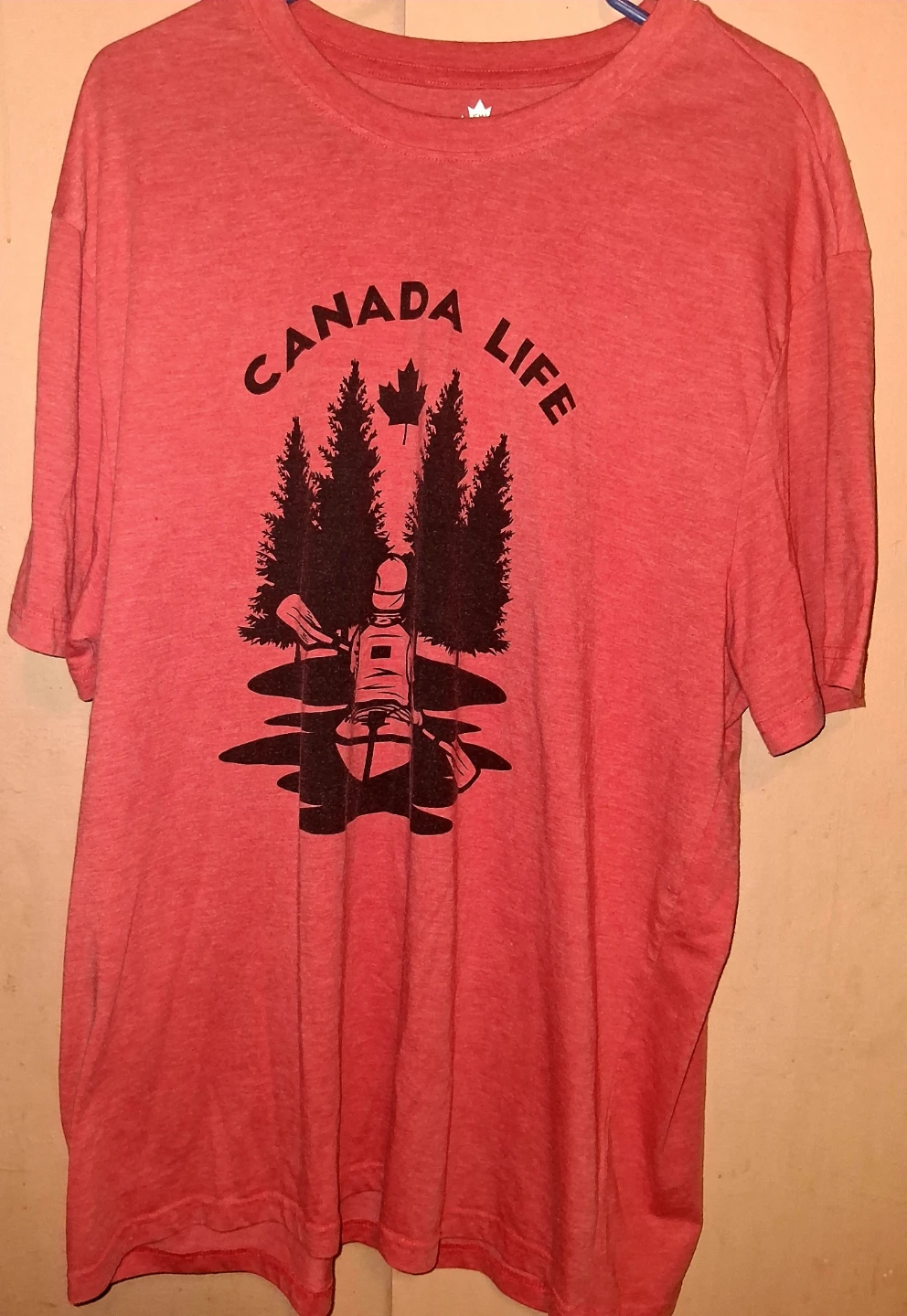 2 Canada Life T-Shirts XXL/TTG Red