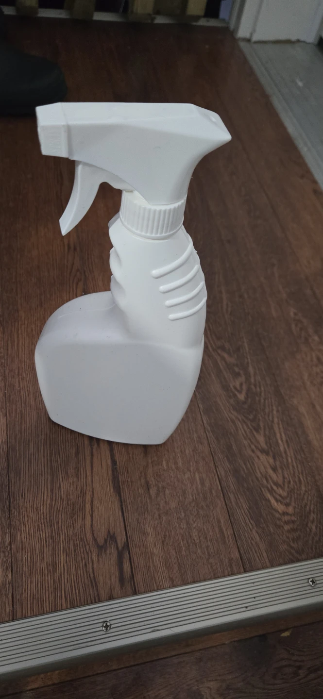 White Spray Bottle with Trigger
