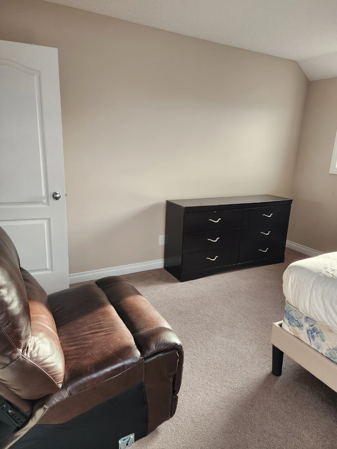 Furnished  Room - photo 2
