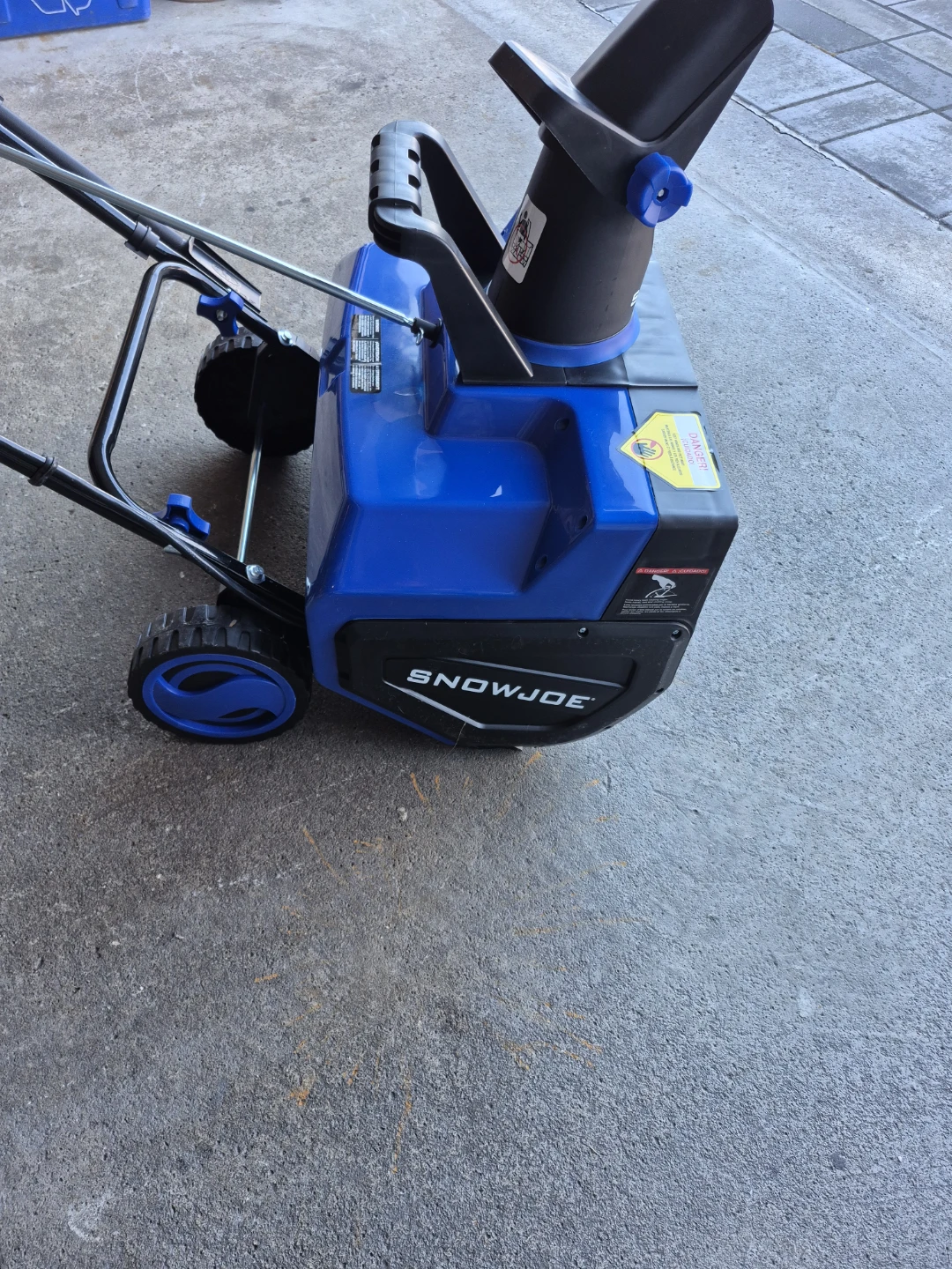 Snow Joe Electric Snow Blower