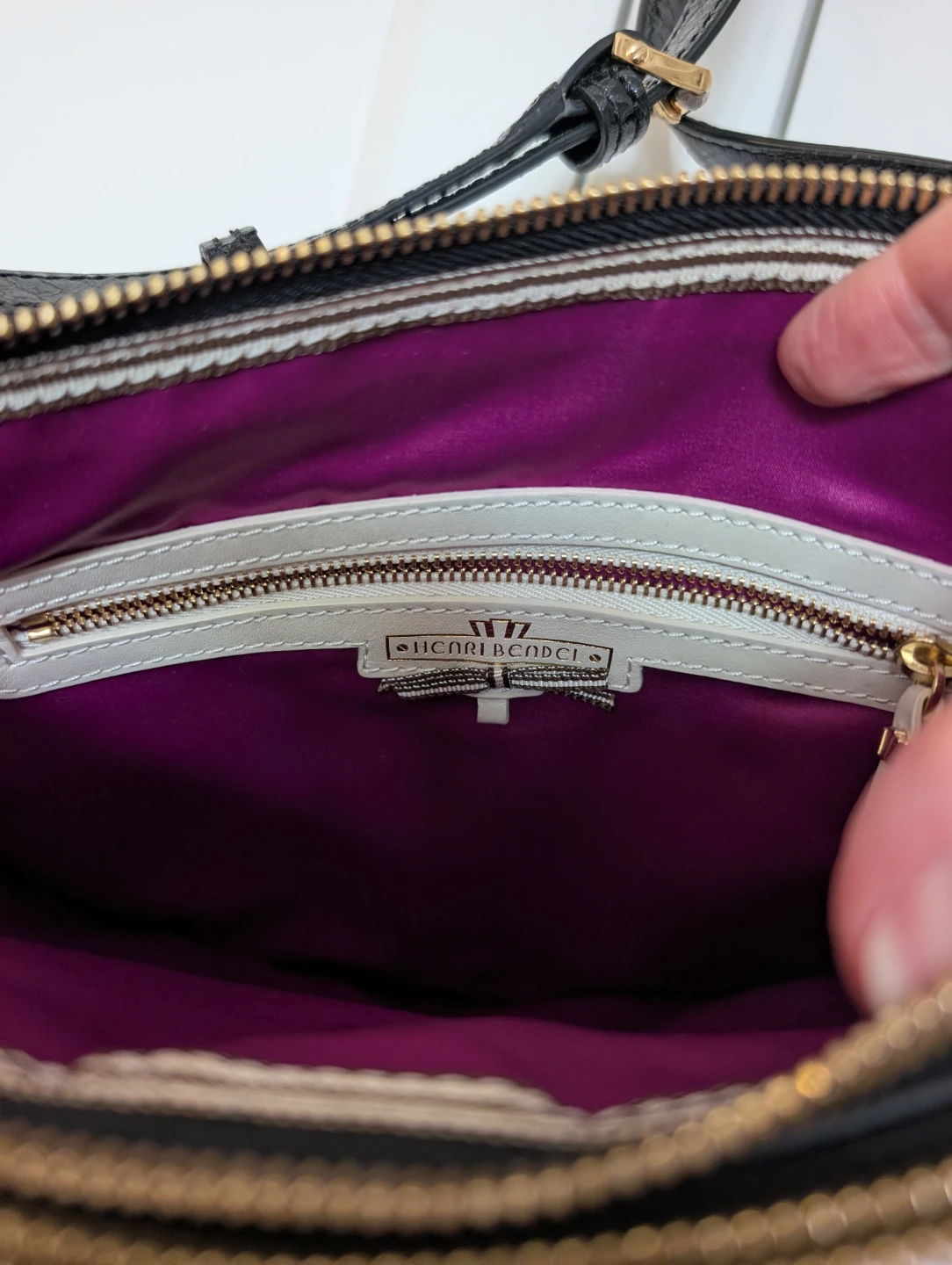 Henri Bendel Crossbody Bag - photo 5