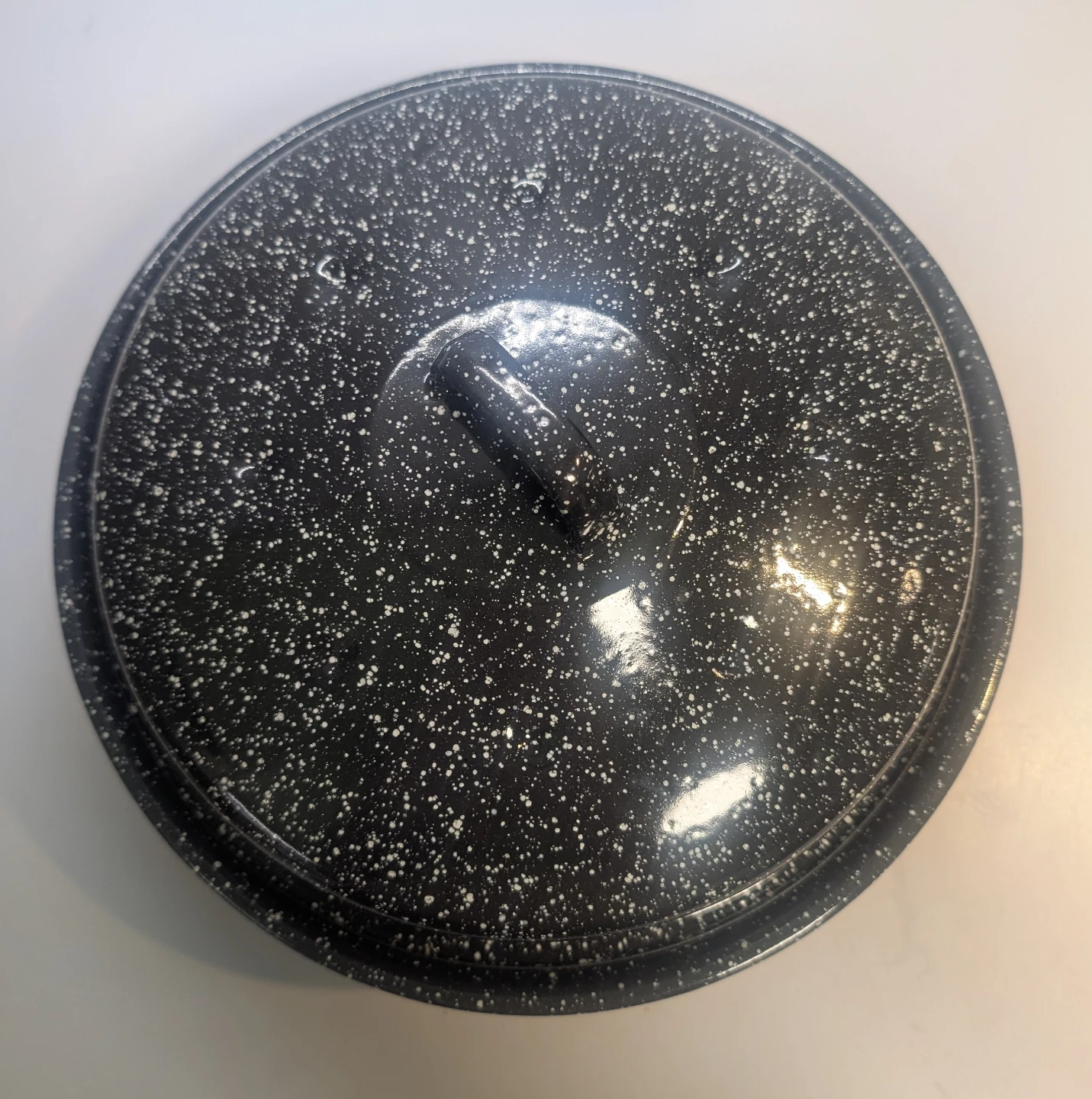 Granite enamelware pot with lid - photo 3