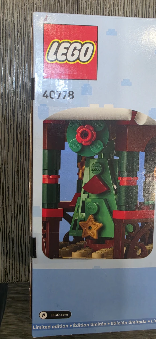 LEGO 40778 Winter Gazebo Building Toy (245 pcs) - photo 4