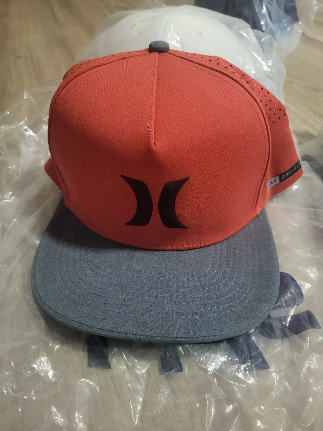 Brand New Hurley Hats - photo 5