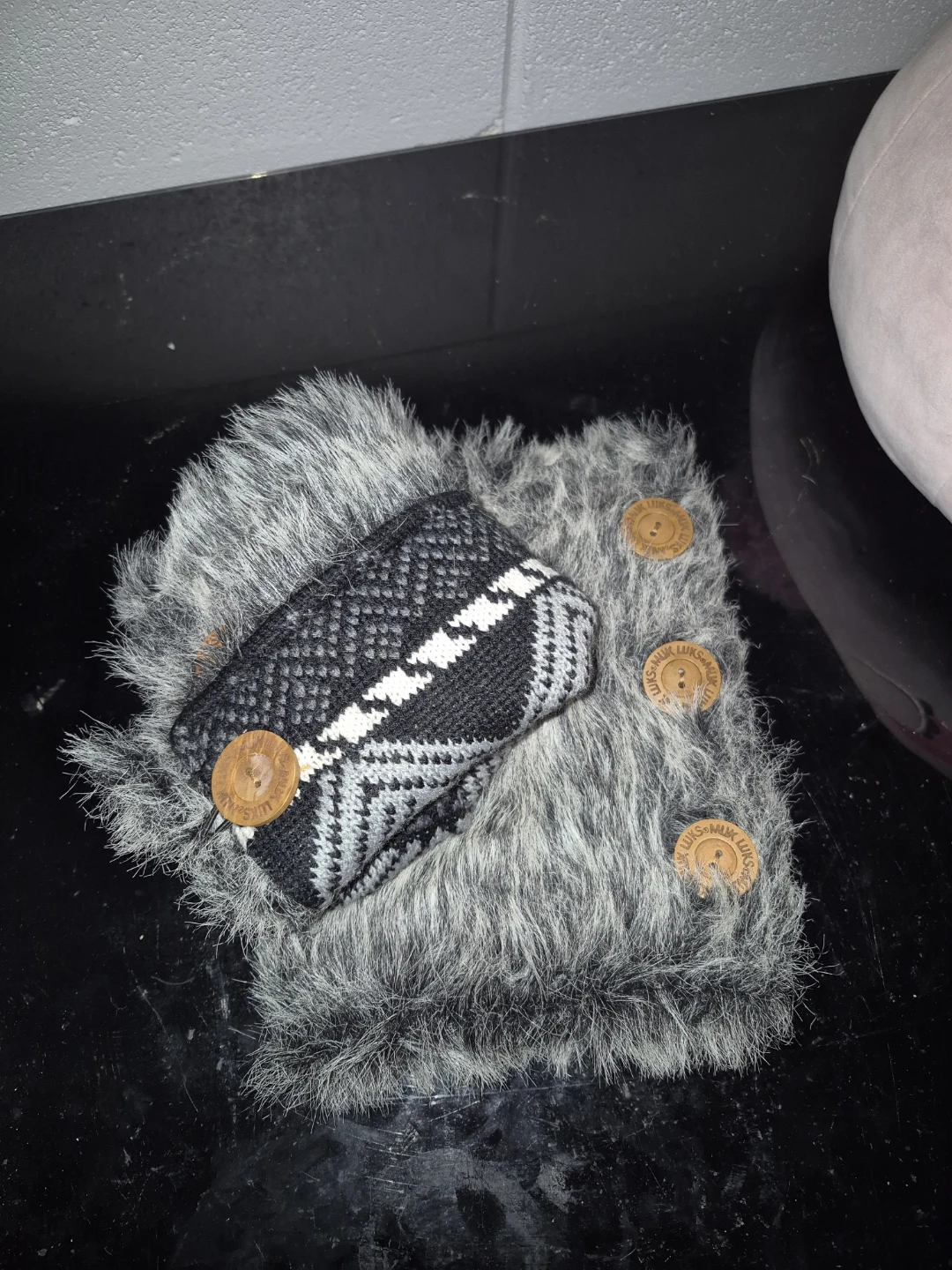 Muk-Luks reversible leg warmers