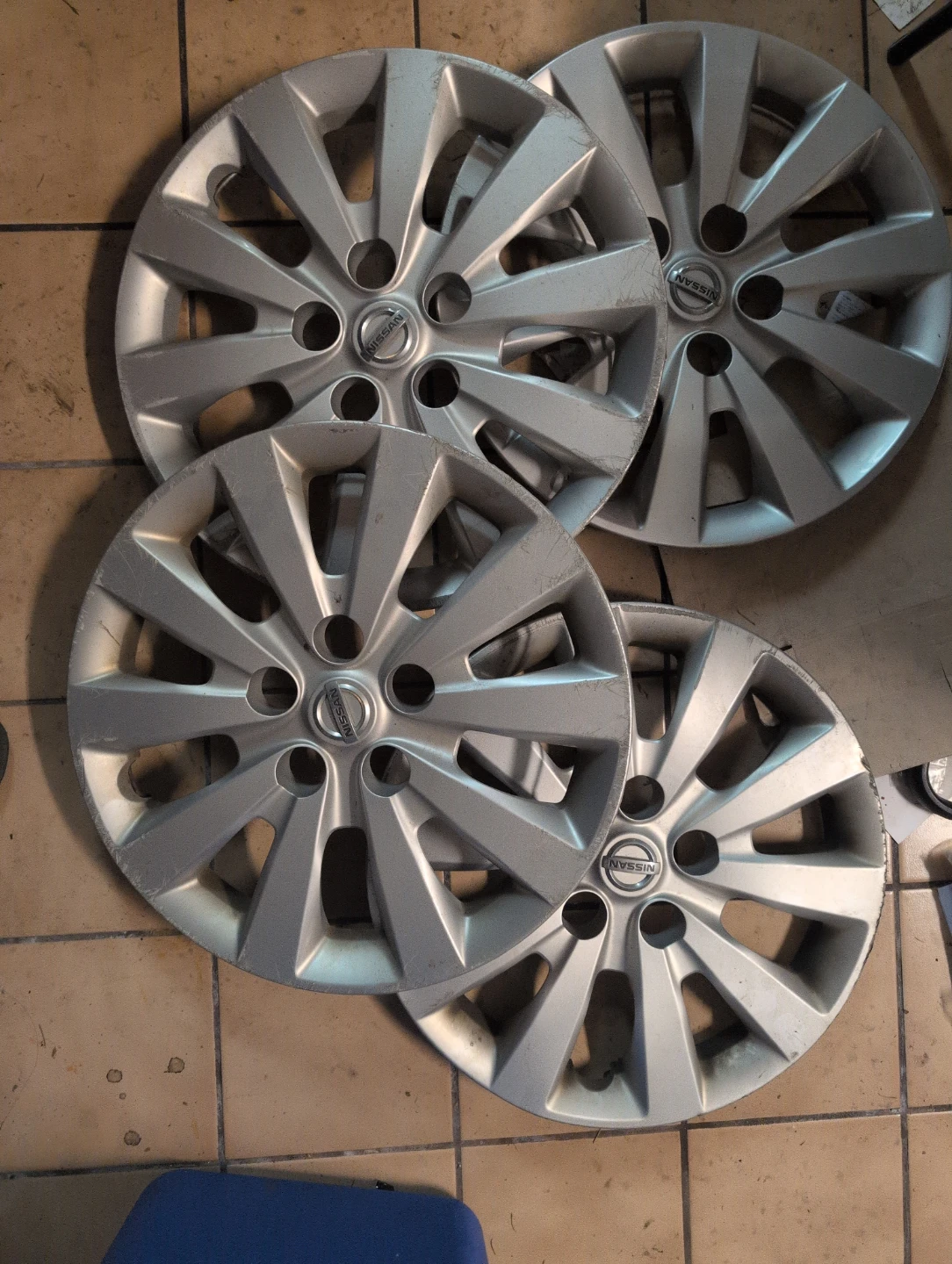 Nissan 16" Original  Wheel Covers Set of 4 - photo 4