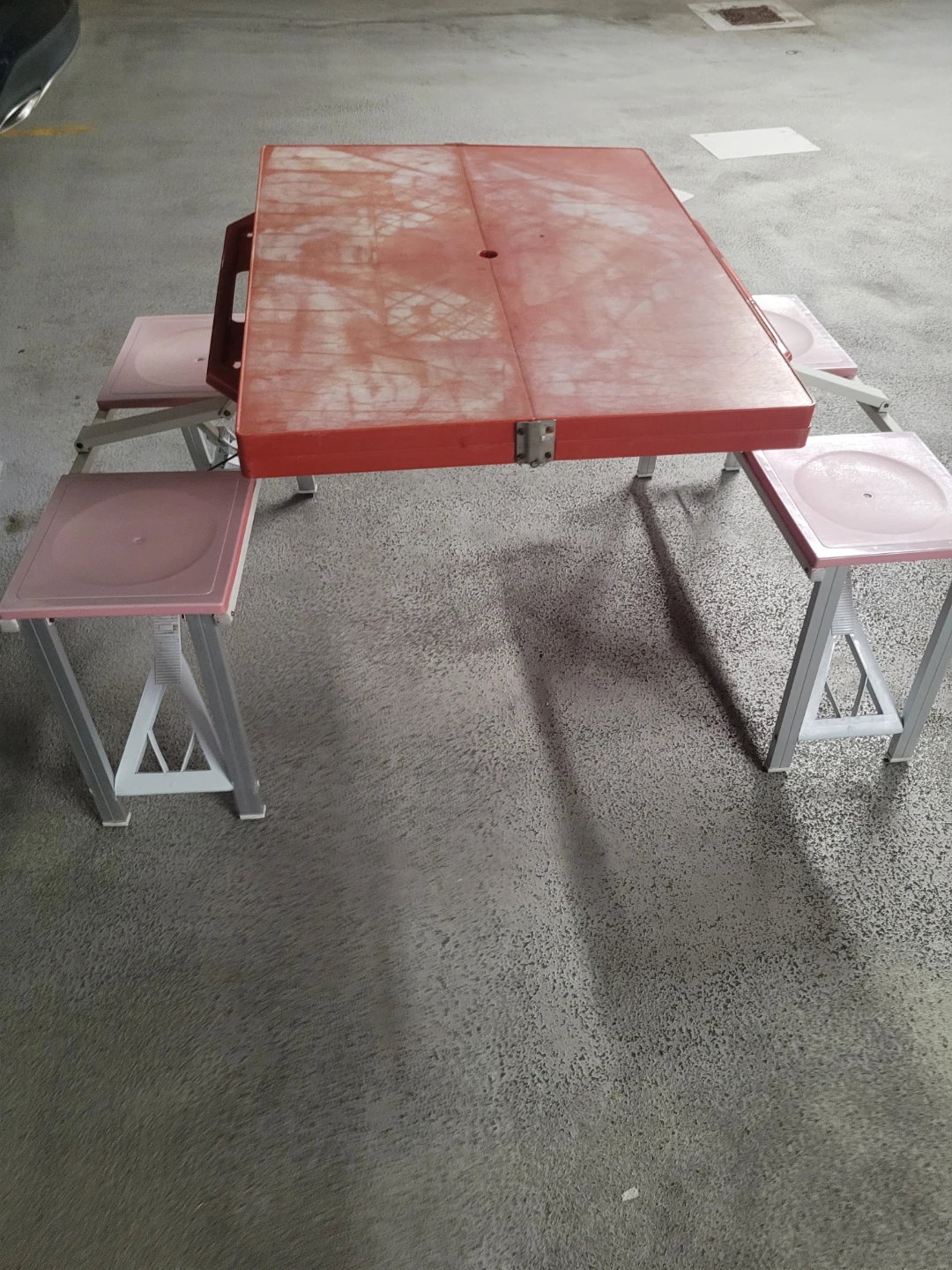 Folding Picnic Table with 4 Stools - photo 2