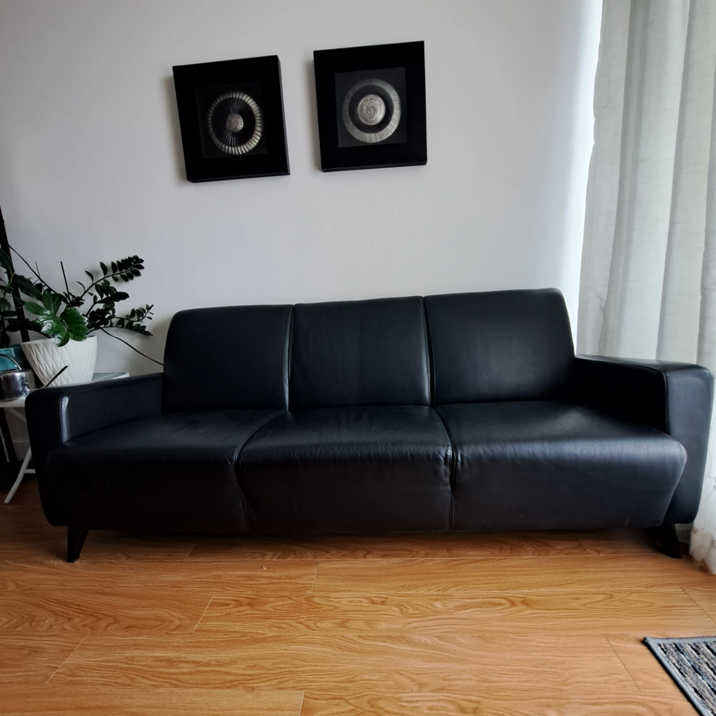 2 Black Leather Sofas in good condition - photo 2