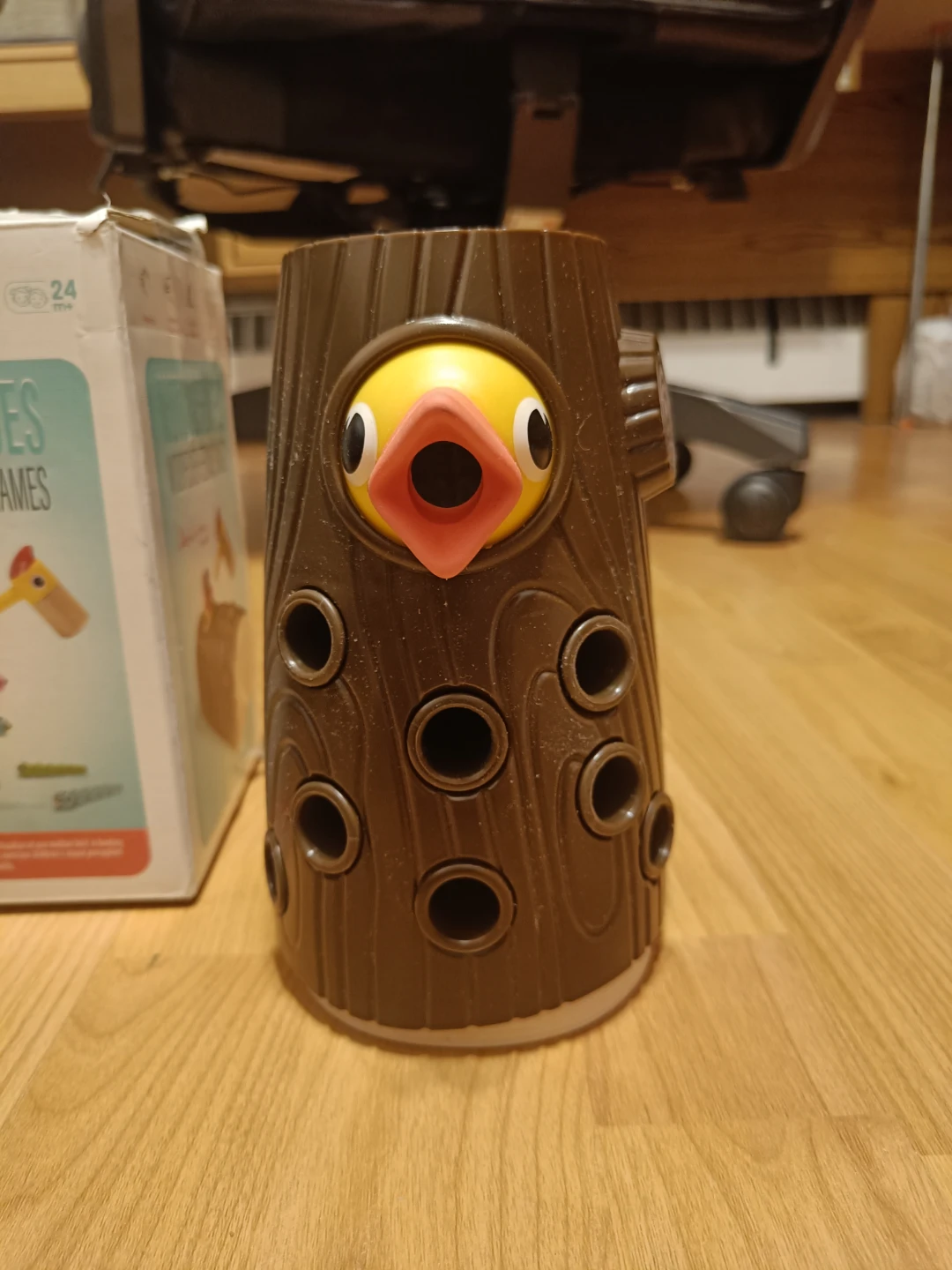 TopBright Motor & Senses Woodpecker Feeding Game