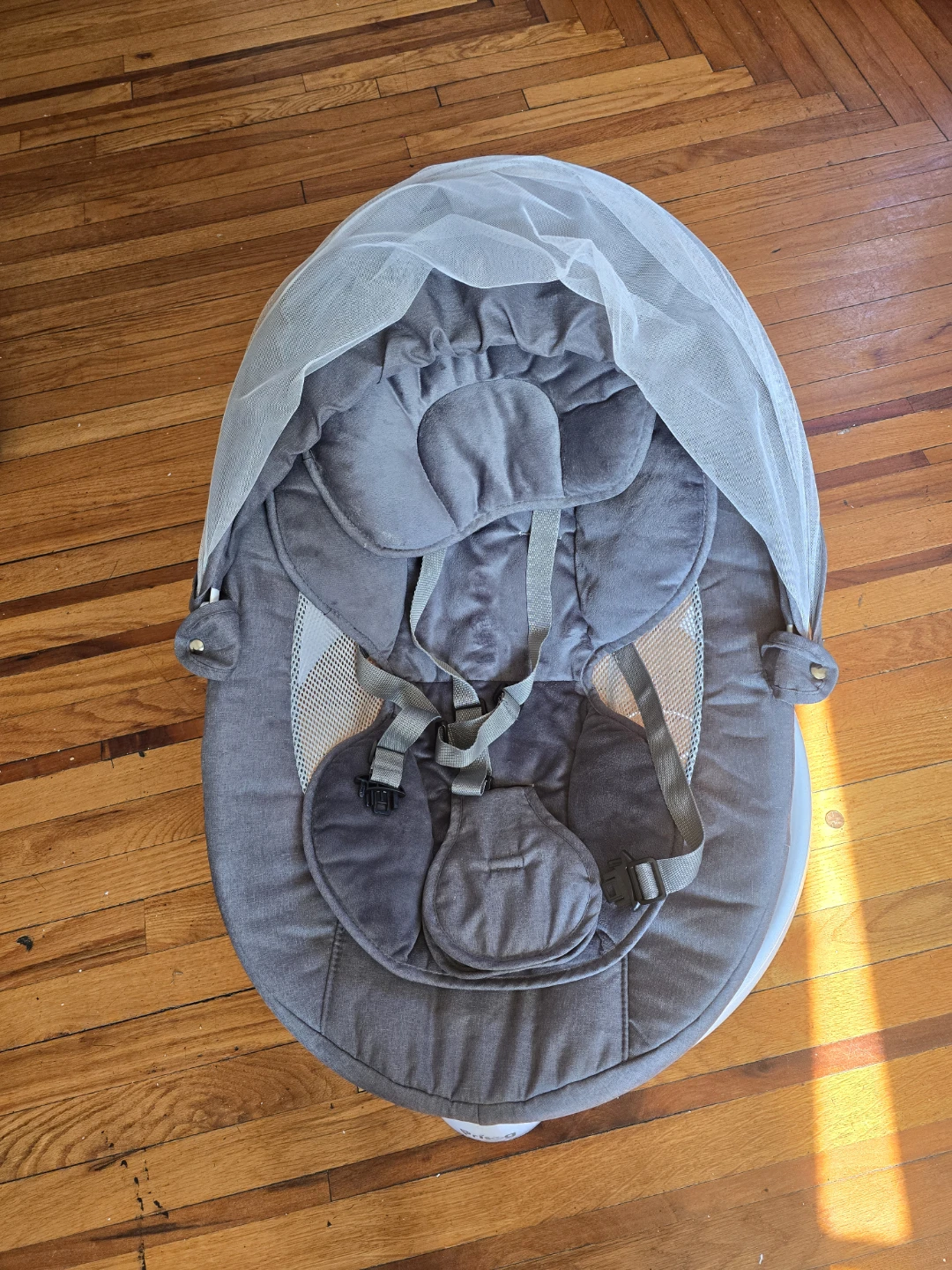 Gray Baby Rocker with Mosquito Net - photo 2