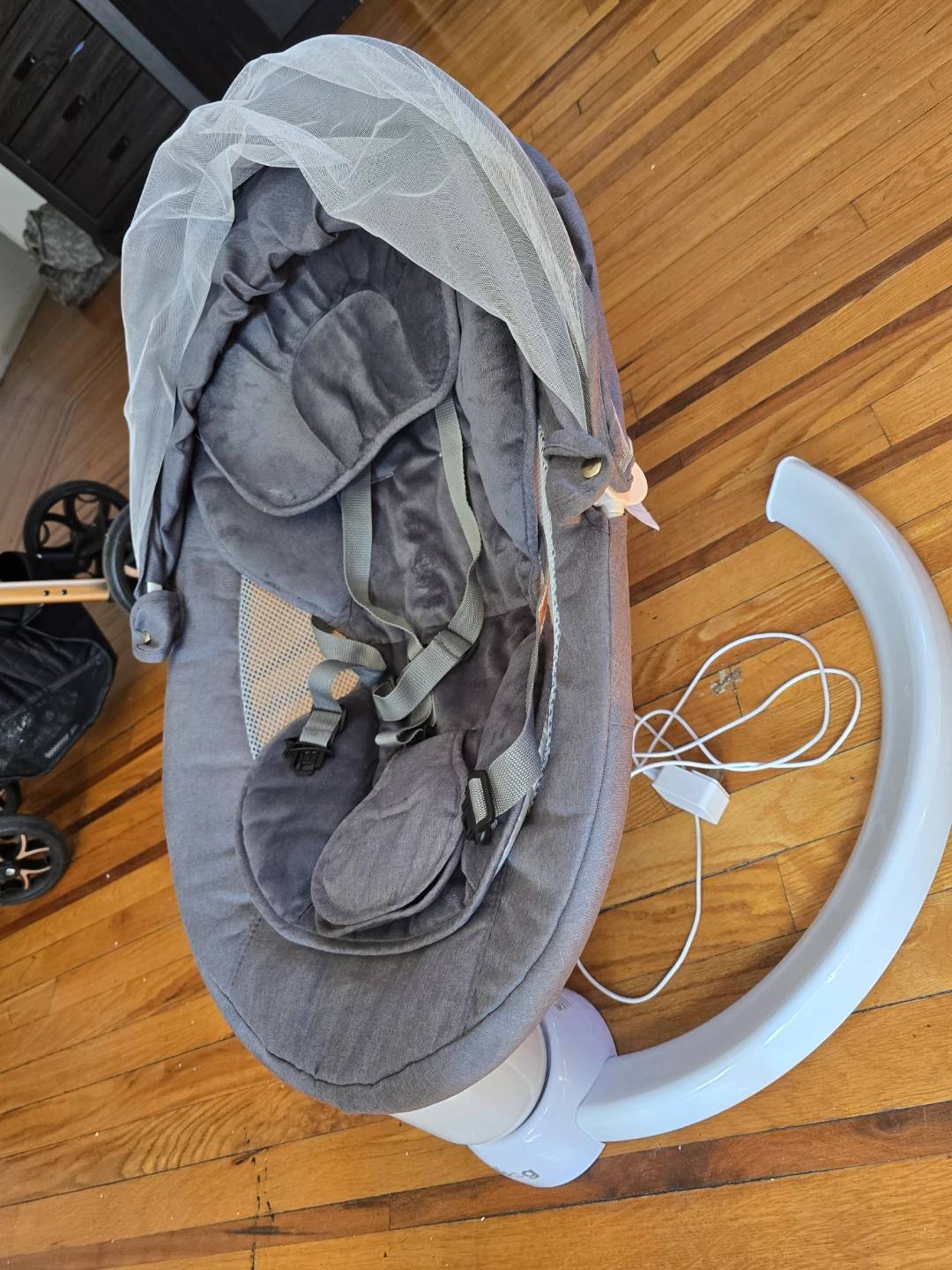Gray Baby Rocker with Mosquito Net - photo 3