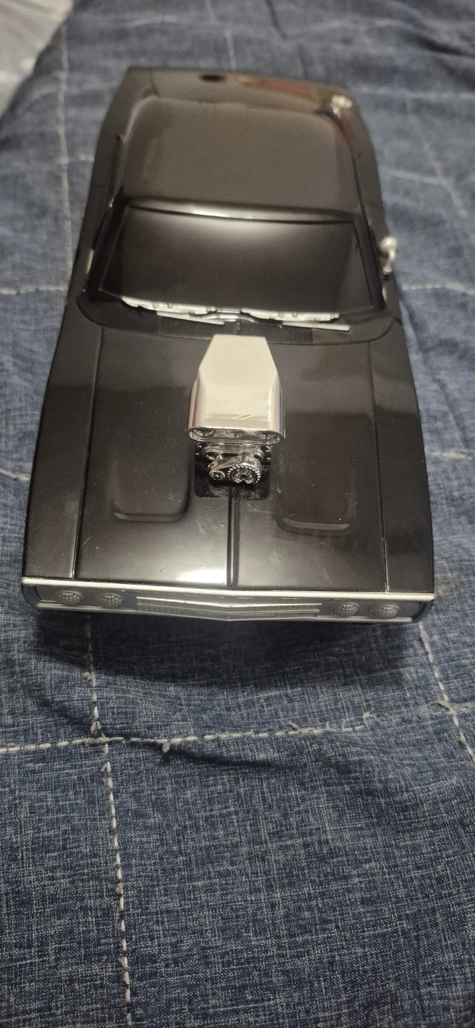 Fast & Furious Dom's Dodge Charger R/T Radio Control Car - photo 3