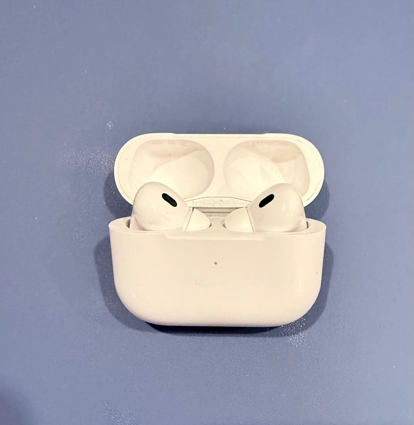 Apple AirPods Pro (2nd generation) with MagSafe Charging Case