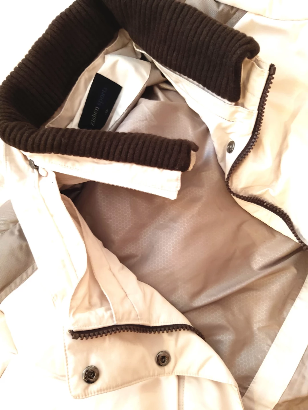 ZJJS Beige Puffer Jacket