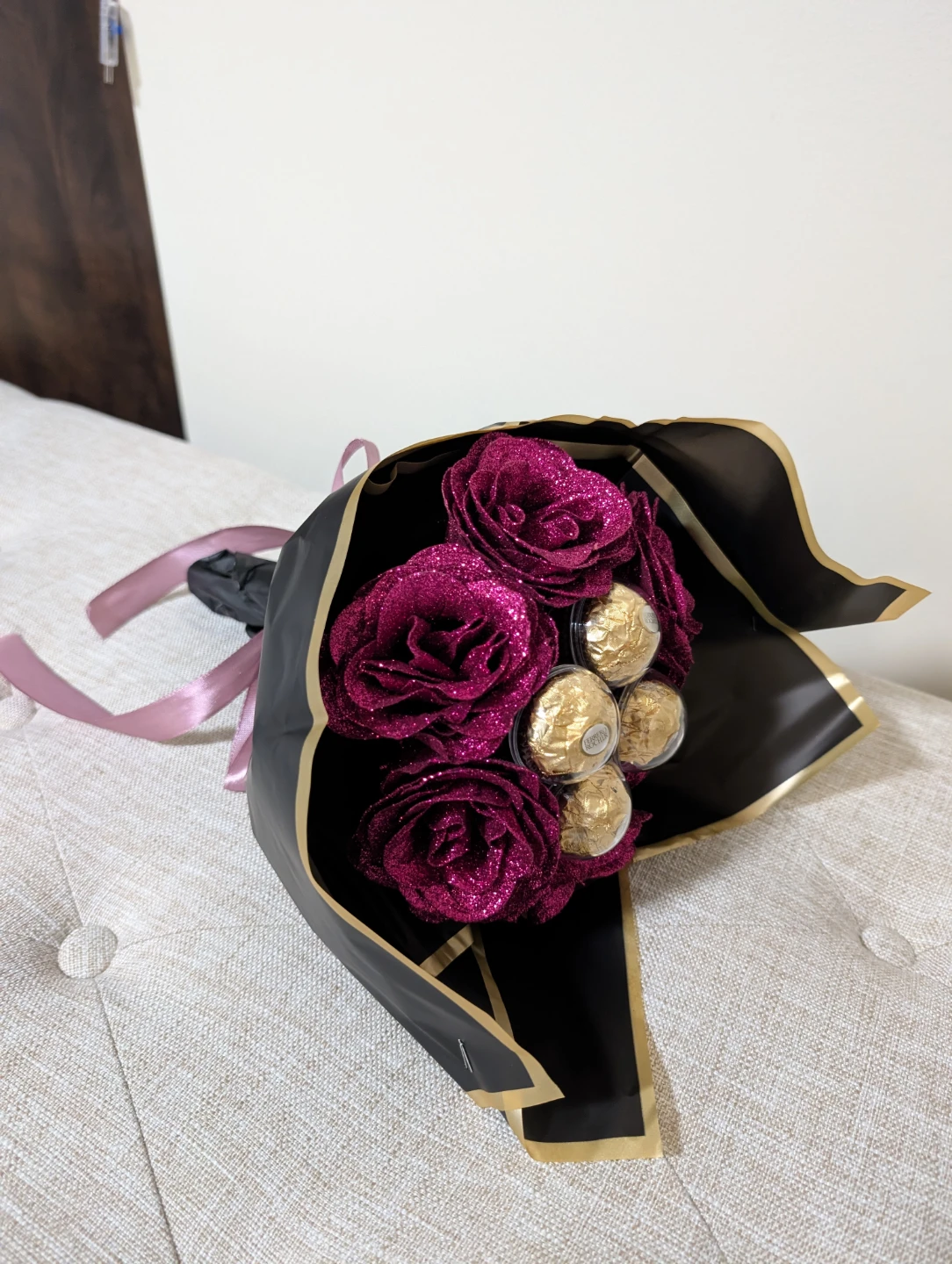 NUSH Ferrero Rocher Chocolate & Glitter Rose Bouquet - photo 3