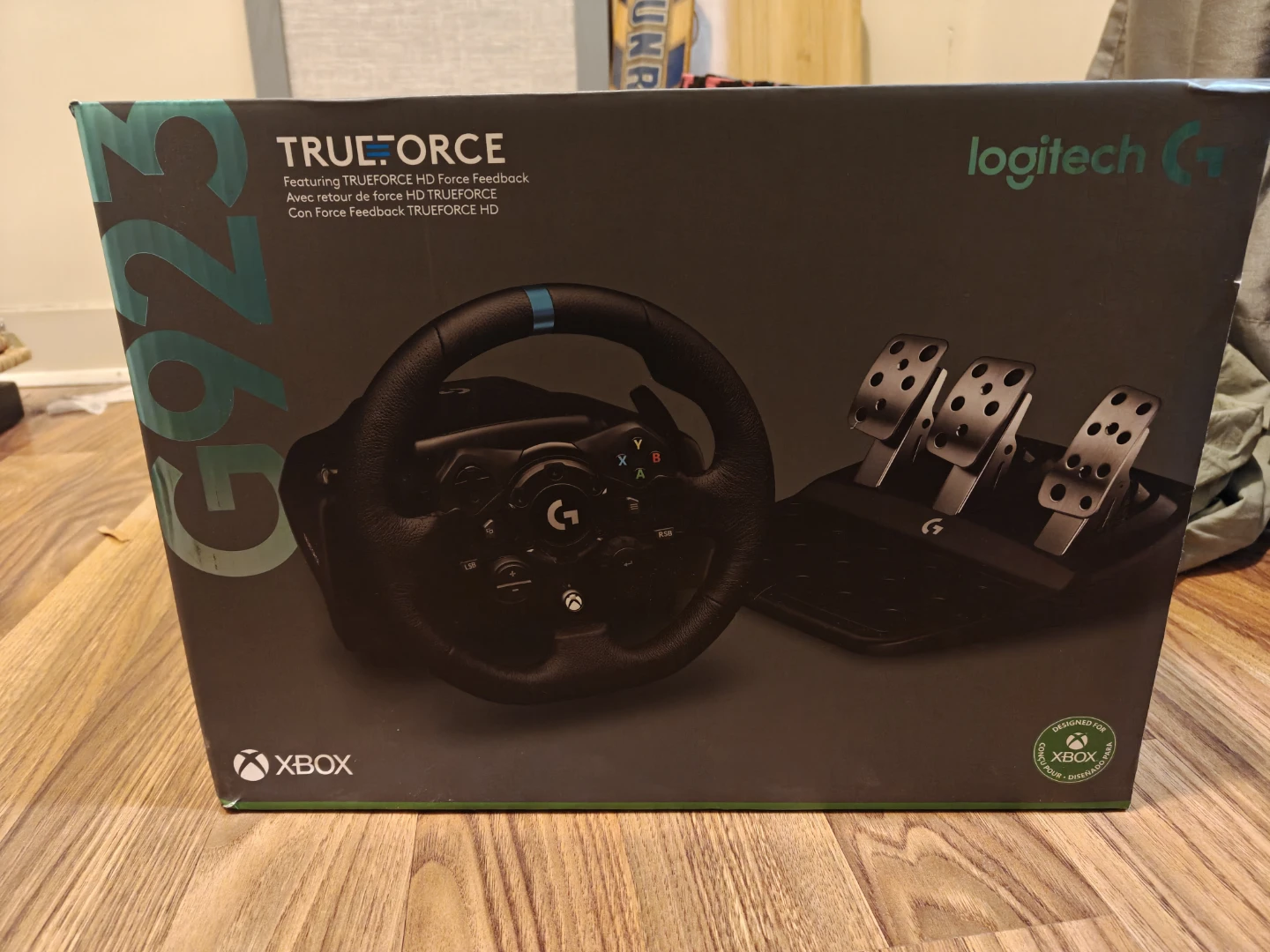 Logitech G923 TRUEFORCE Racing Wheel and Pedals