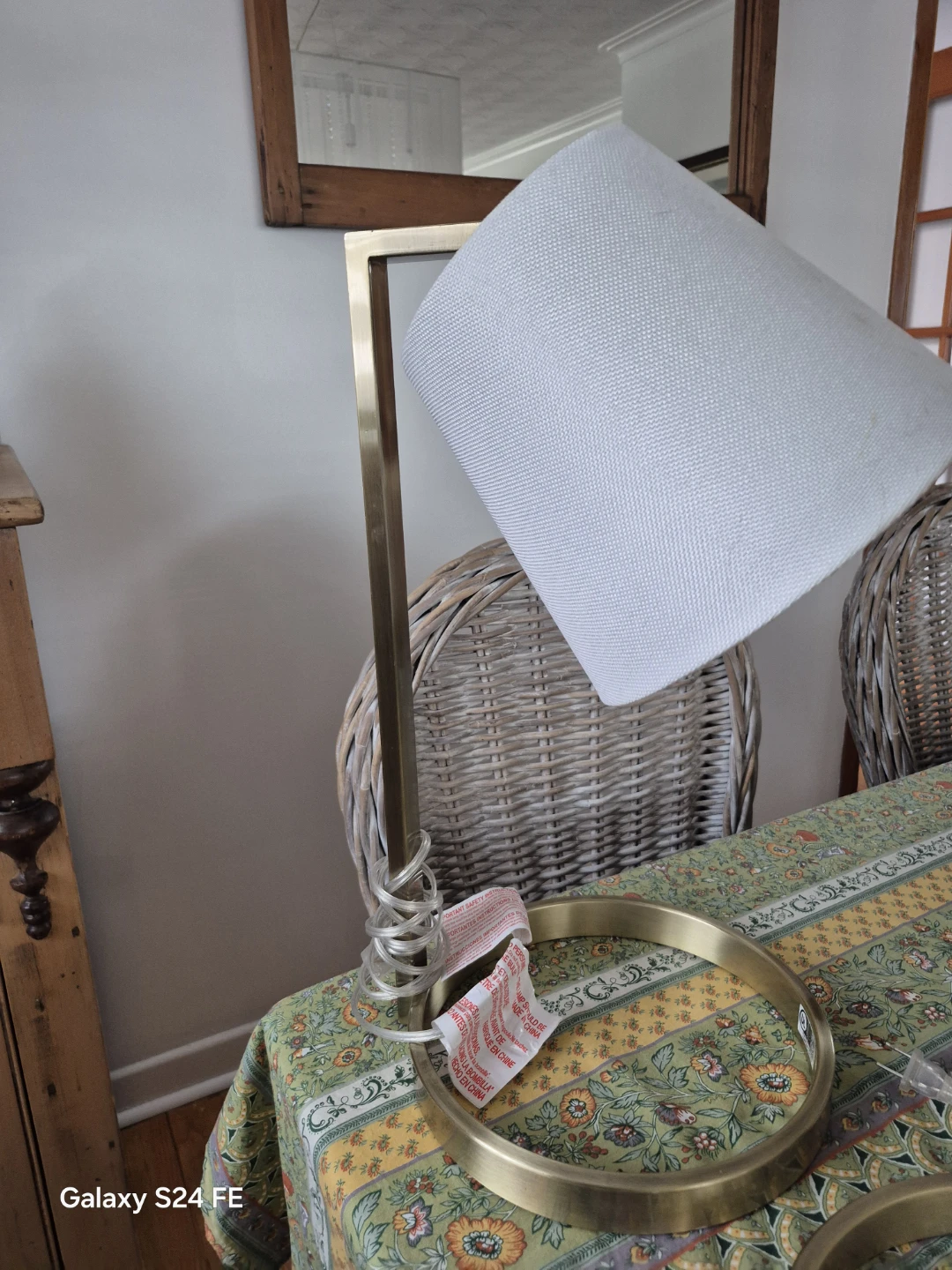 2 Brass Table Lamps with White Shades - photo 4