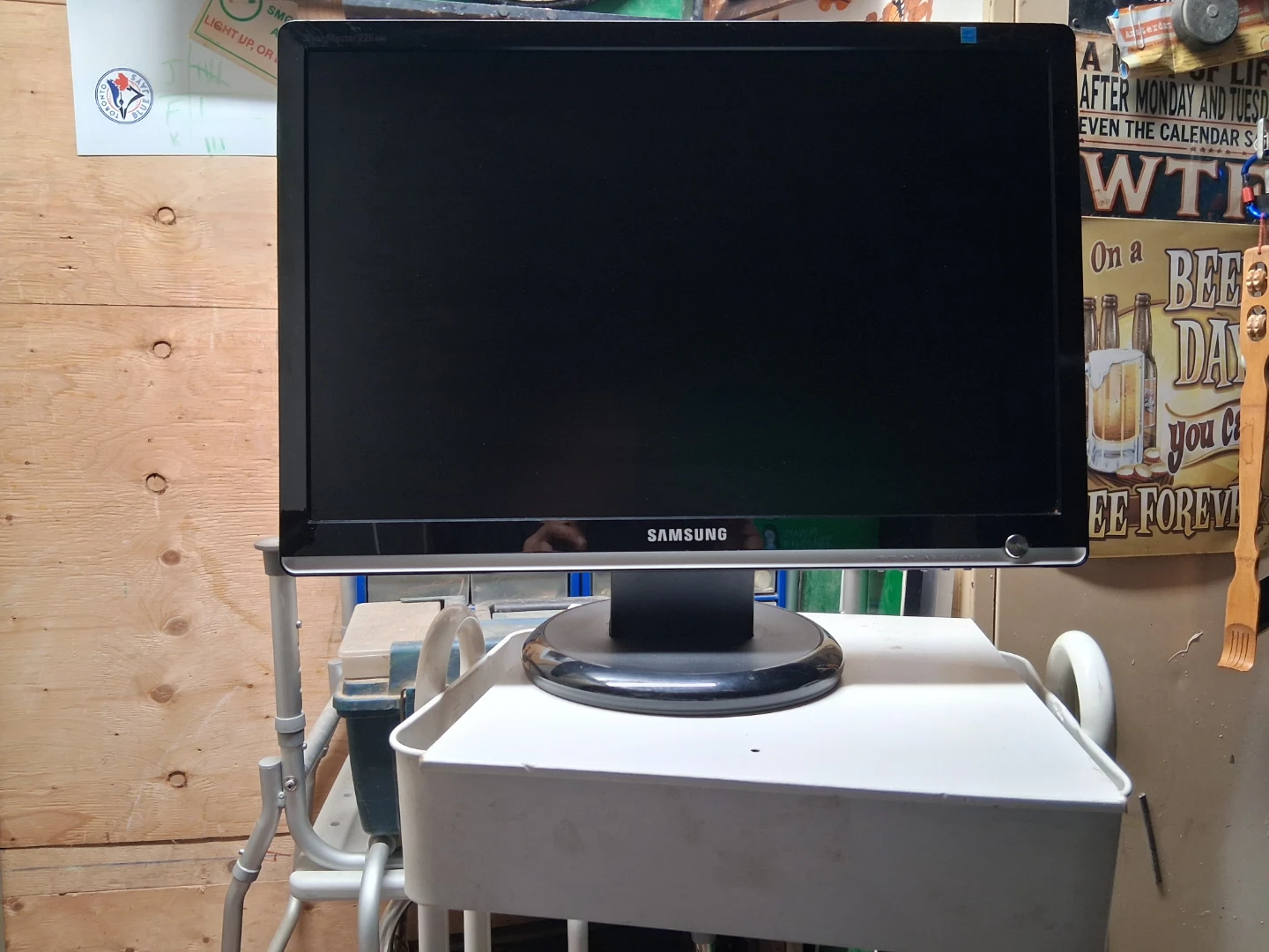 Samsung 22" Monitor - photo 2