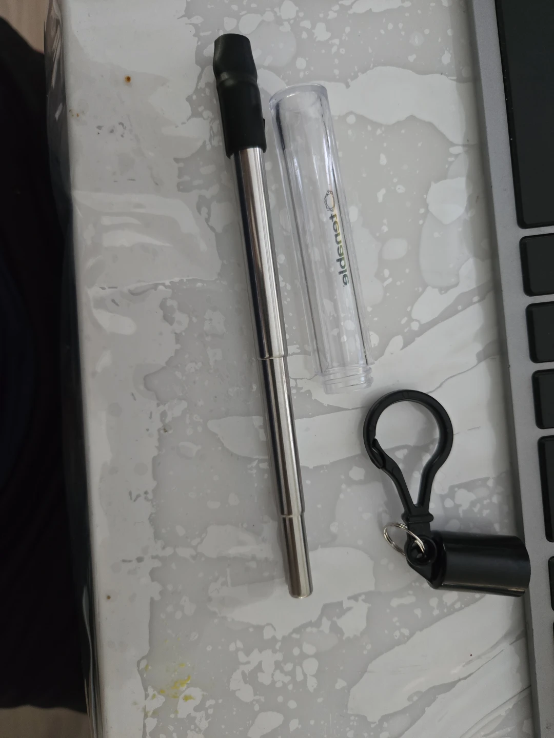 Reusable Stainless Steel Straw with Case and Keychain 🥕