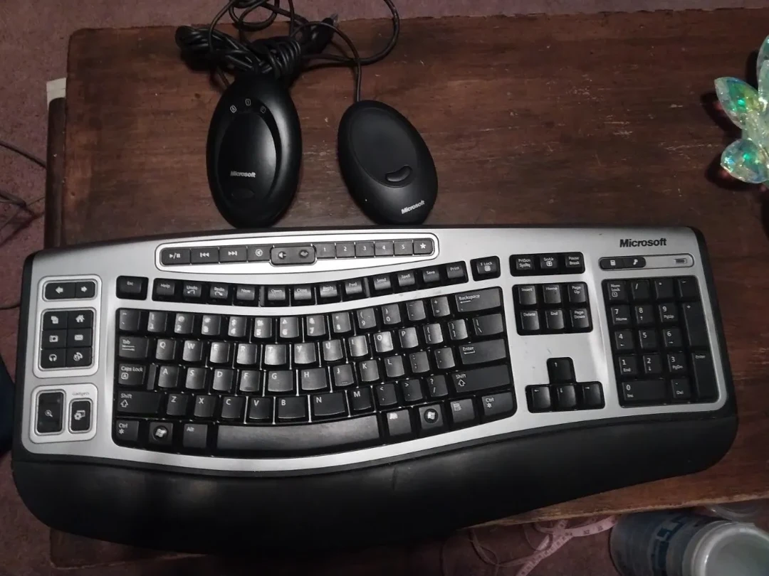 🧡Microsoft Ergonomic Keyboard and Mouse Combo🧡