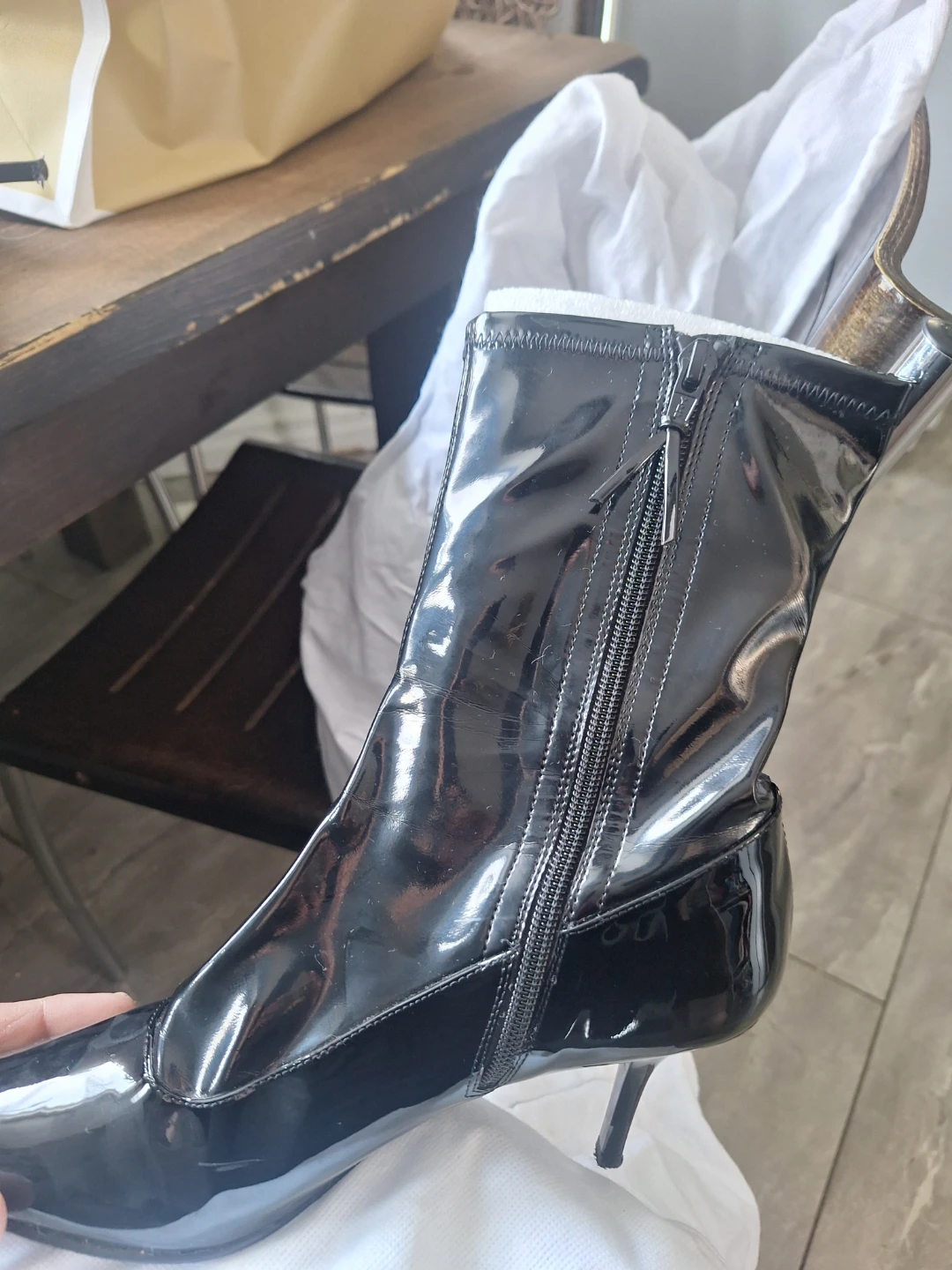 Stuart Weitzman Black Patent Leather Pointed Toe Ankle Boots - photo 3