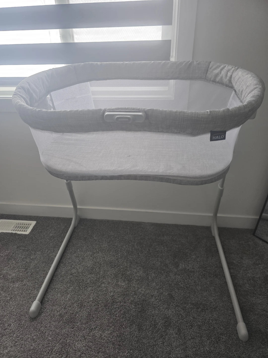 Halo Bassinet Swivel Sleeper