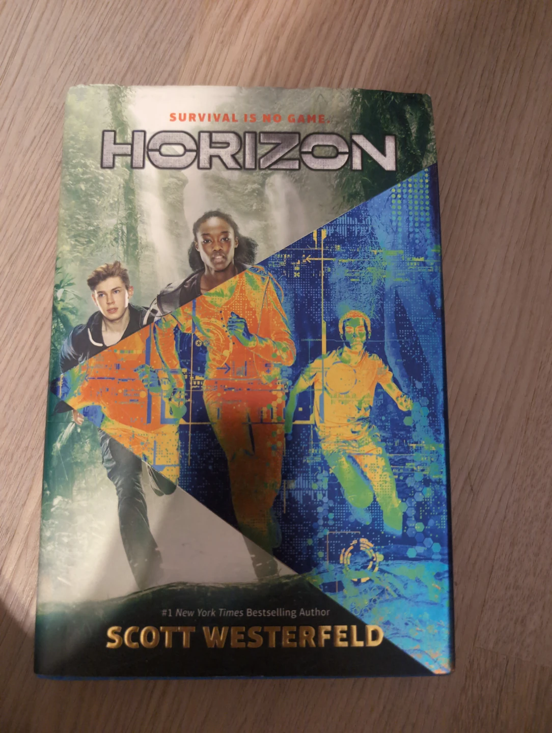 Horizon by Scott Westerfeld Paperback Book