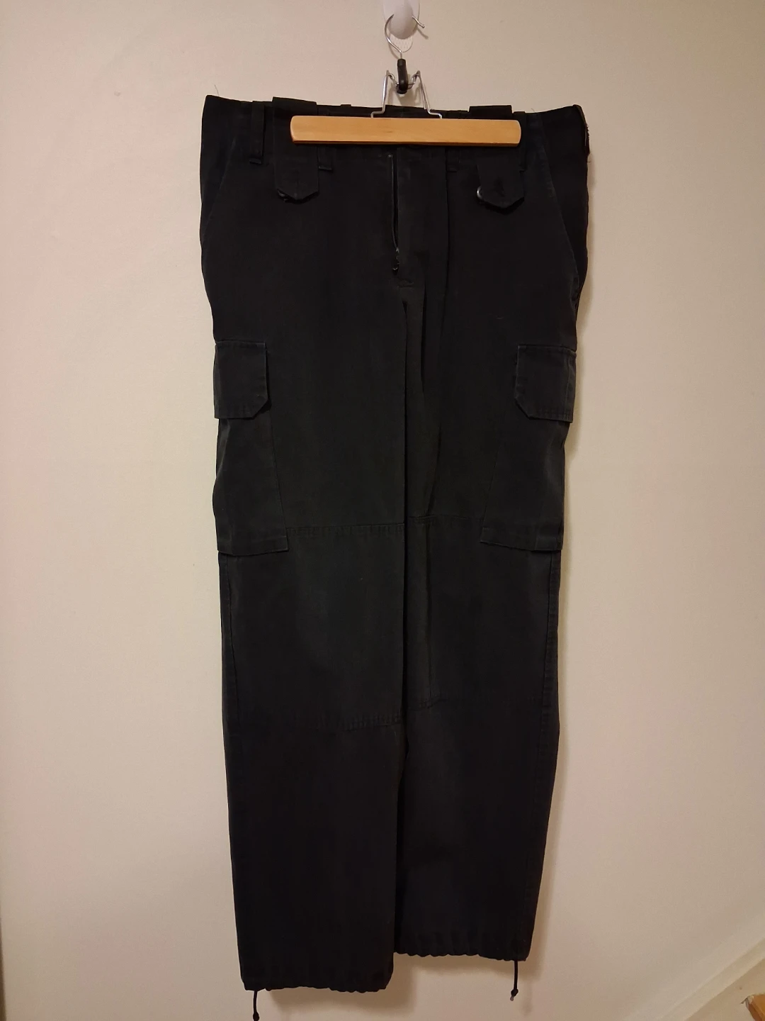 Outdoor Outfits Black Cargo Pants Size 36 Reg