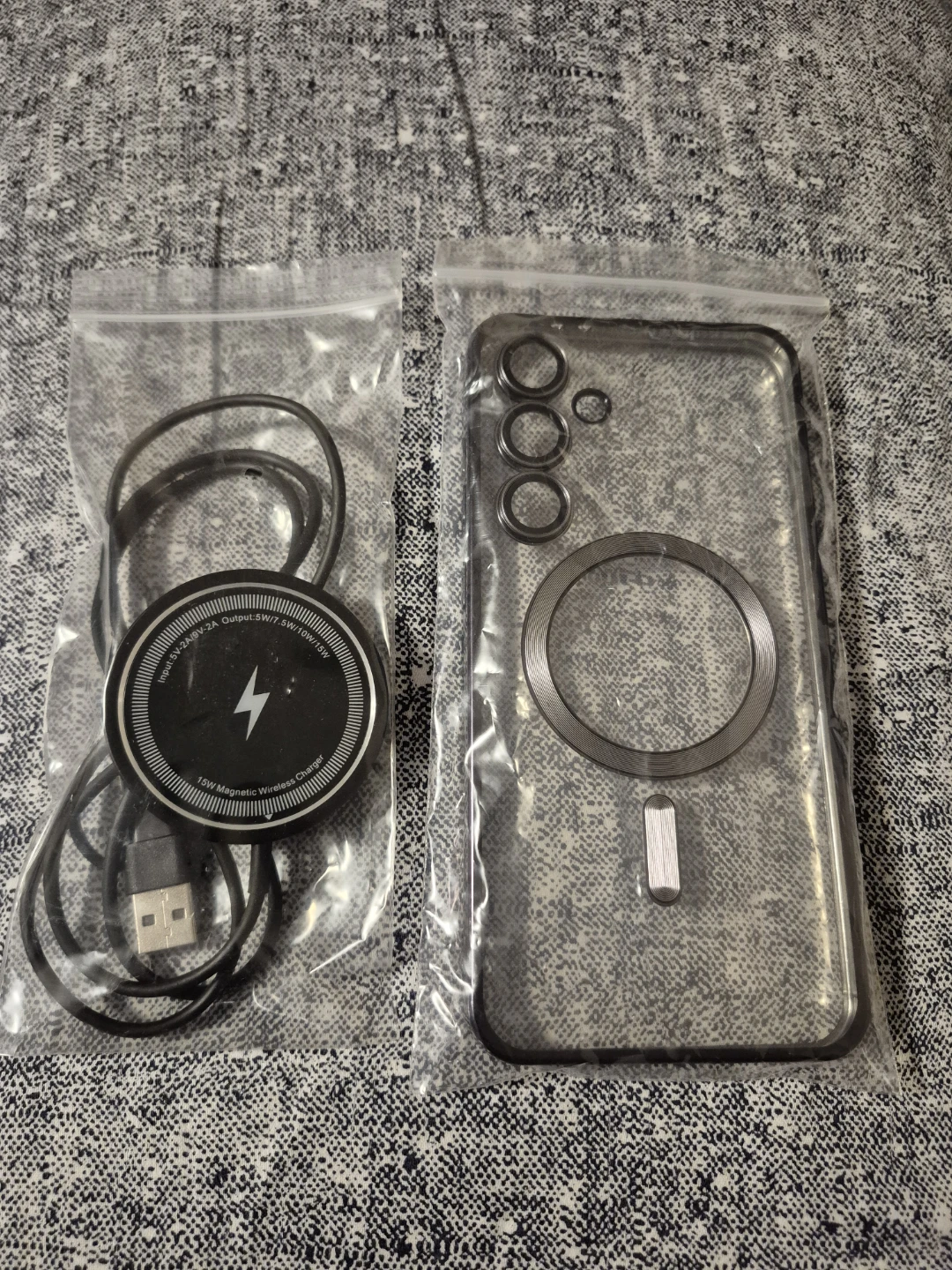 15W Magnetic Wireless Charger and Phone Case
