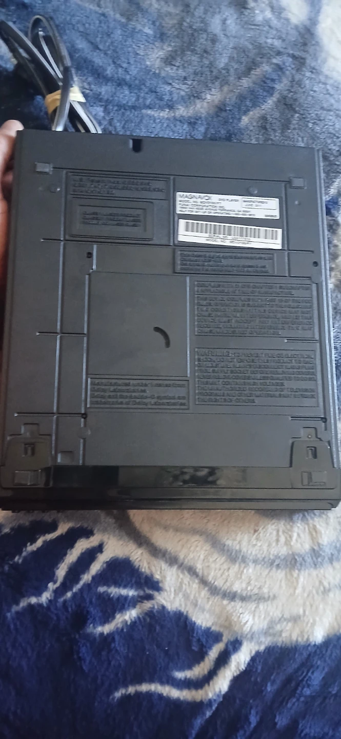Magnavox MDV2100 DVD Player - photo 3