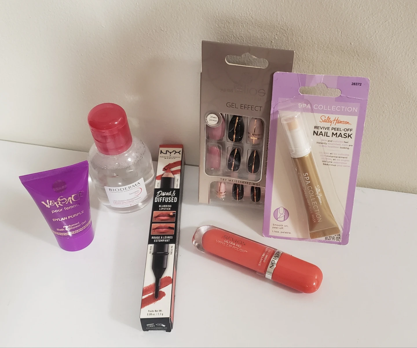 Brand new Women's Skin care And Nails Care - photo 3