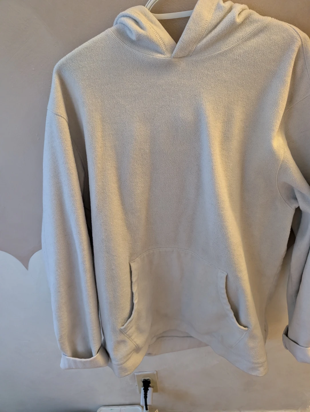 Foot Locker Hoodie - Size L - photo 3