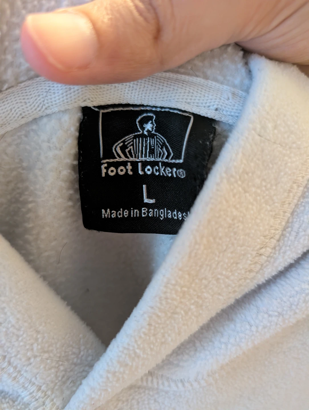 Foot Locker Hoodie - Size L - photo 4