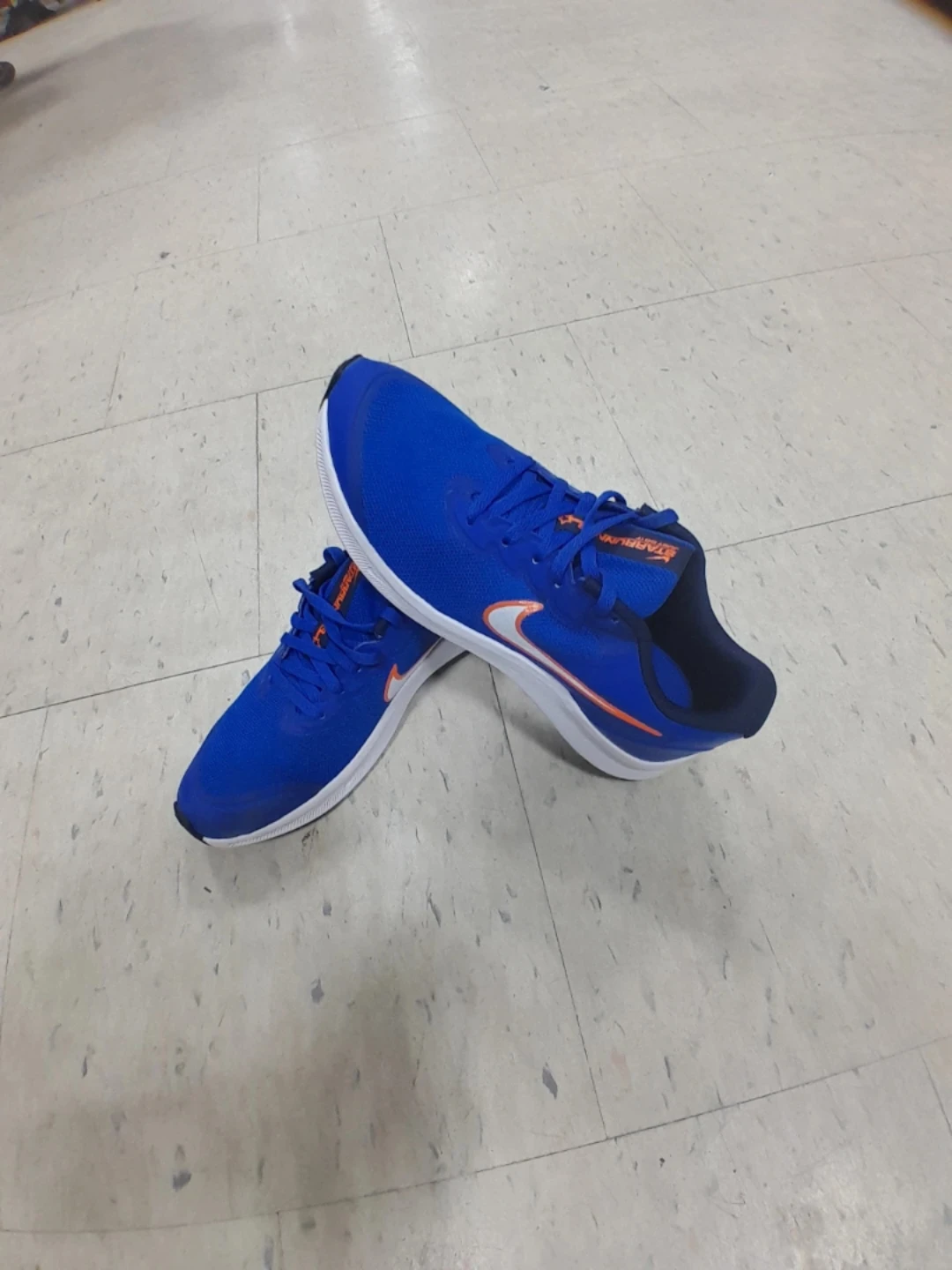 Nike Running Shoes - Blue For Boys Size  5